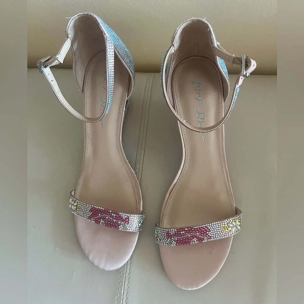 Betsey Johnson Women's Sb-Debie Pump size 11M